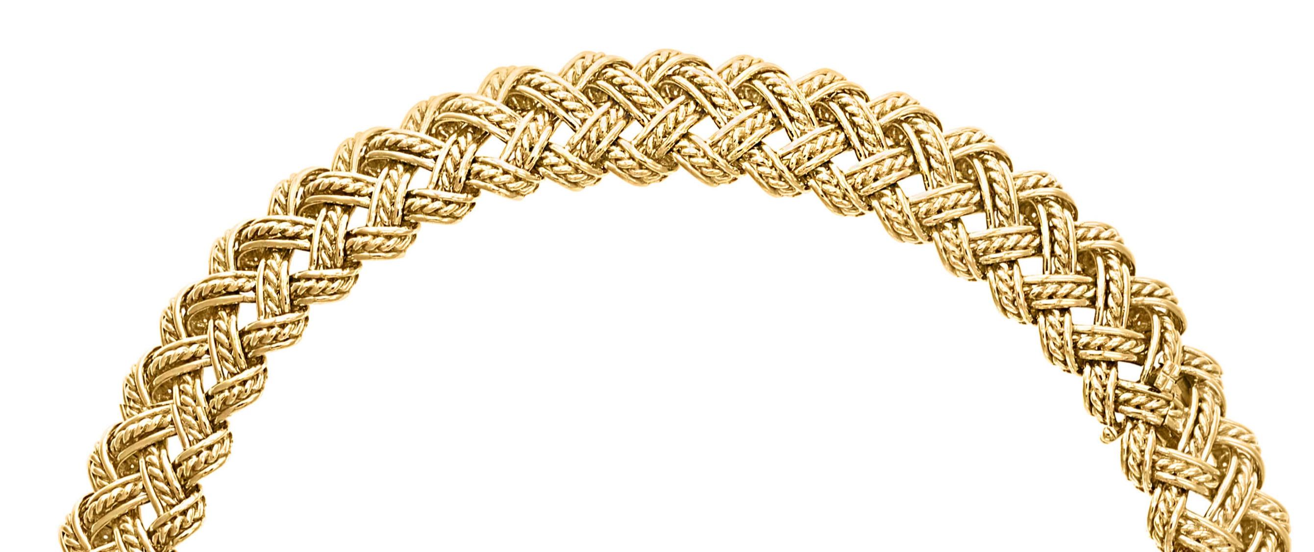   Bocheron - Ensemble de colliers et de bracelets deux pièces  En 18 Karat  Or jaune 165 grammes
Ce collier  et bracelet assorti  sont en acier 18 carats  Jaune  d'or . 
Bracelet  est également en acier 18 carats  or jaune .
Or 18 carats 165