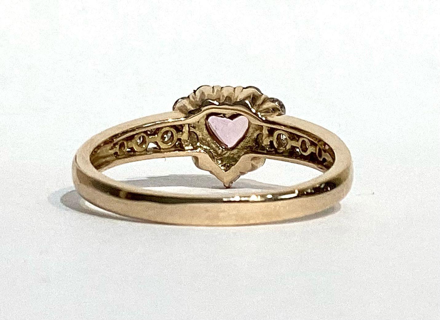 Bochic 18K Gold, Diamonds & Pink Sapphire Vintage Pink Sapphire Ring, Circa 1980 For Sale 2