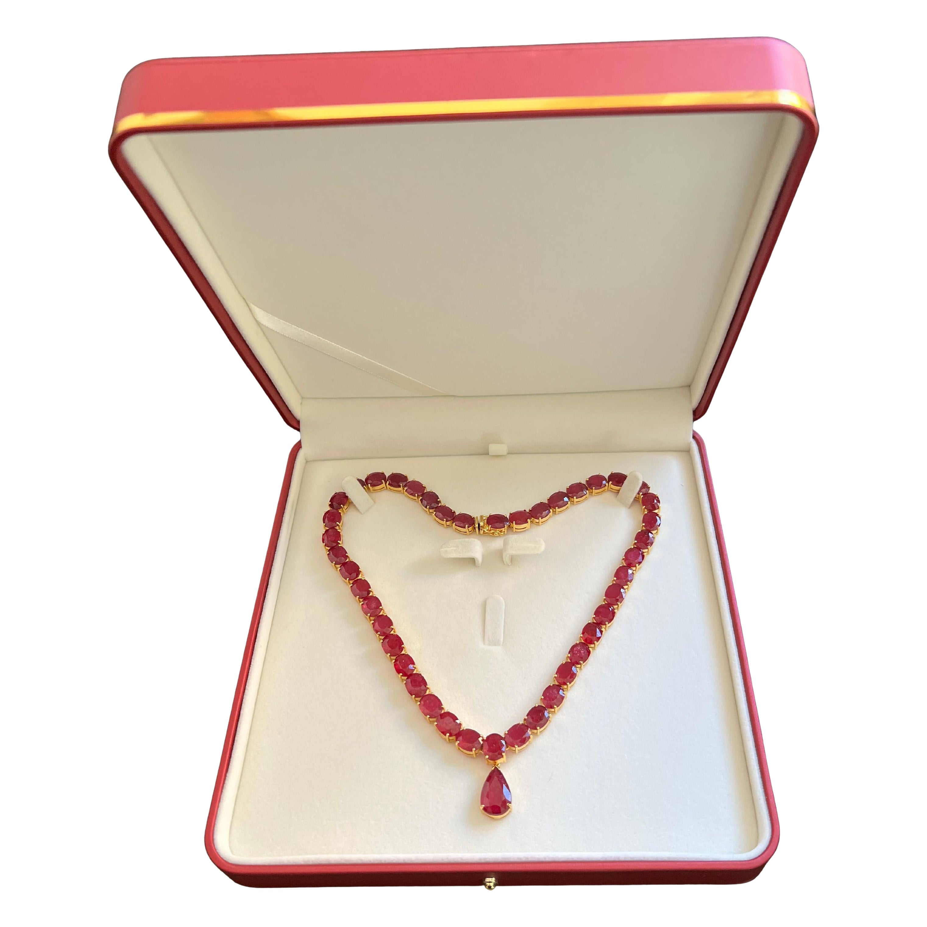 Bochic Capri 100 Carat Plus Of Natural Ruby Necklace Set in 18K Gold & Silver (Collier de rubis naturels de plus de 100 carats en or et argent) en vente