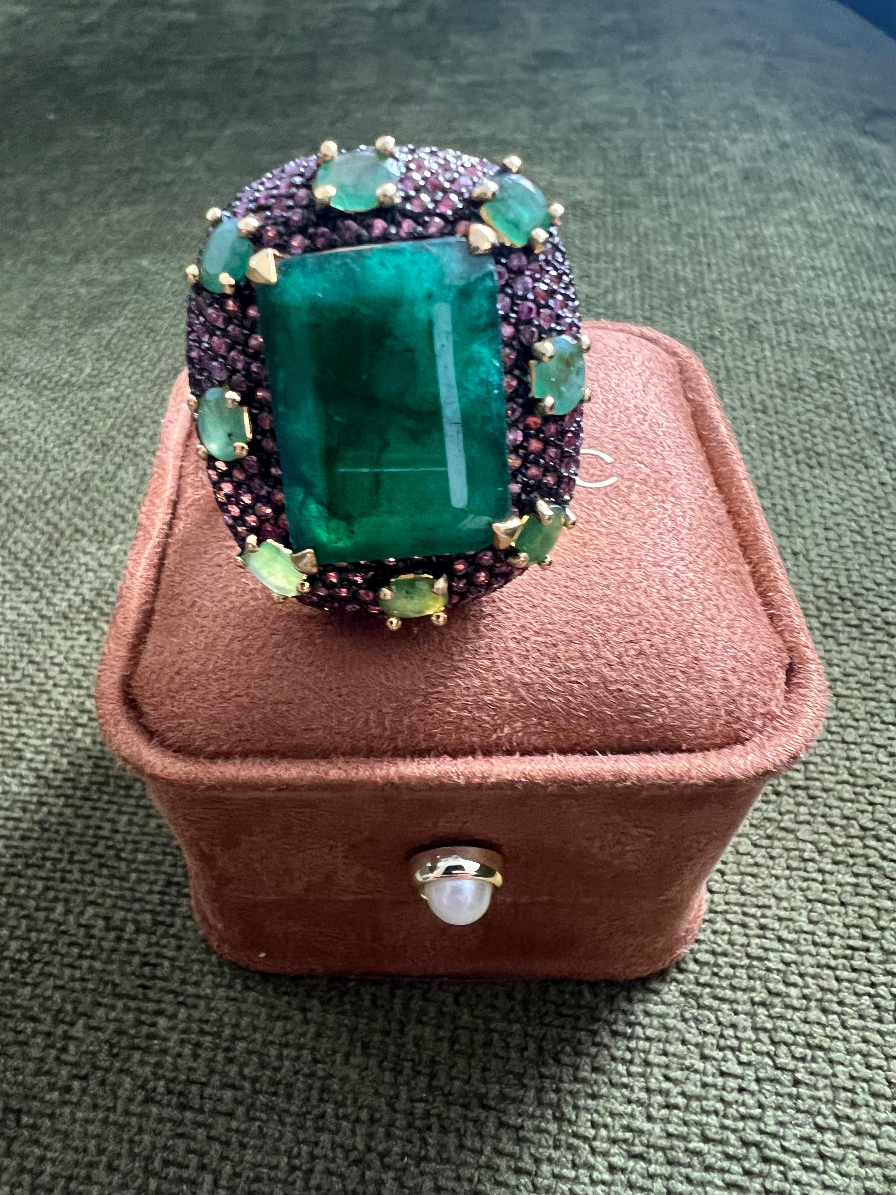 Emerald Cut Bochic “Capri” 20 Carat Emerald & Pink Fancy Sapphire Ring Set 18K Gold & Silver For Sale