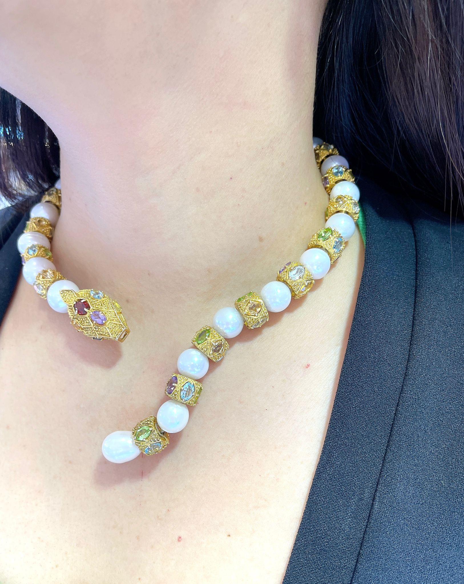 Bochic “Capri” Ametyist & Fancy Multi Color Sapphires Necklace Set in 18K & Silver 

Ruby, Multi color Sapphires and Amethyst - 24 Carats 

The Bochic 