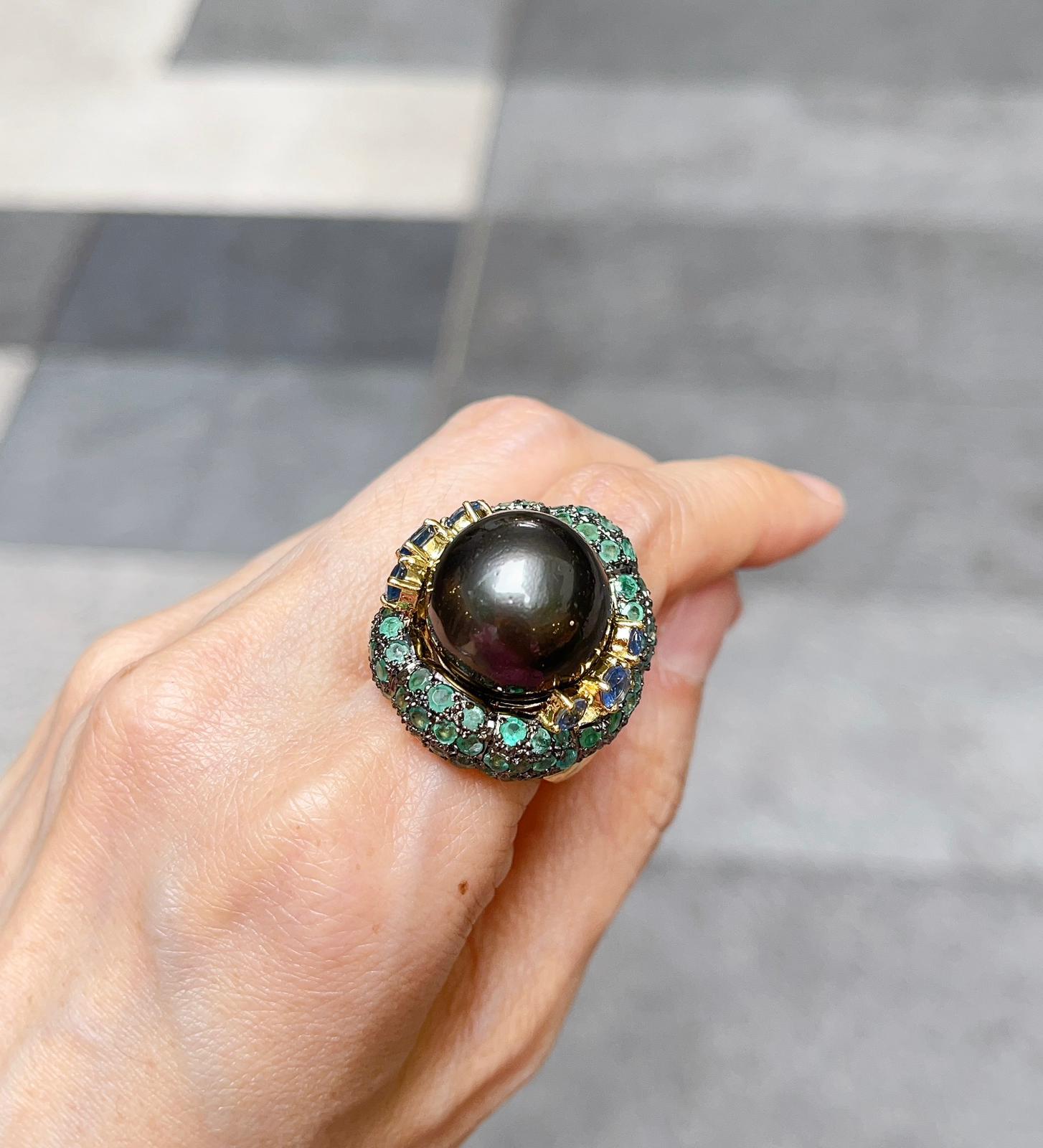 Bochic “Capri” Black Pearl & Emerald / Sapphire Cocktail Ring Set in 22k Gold 5