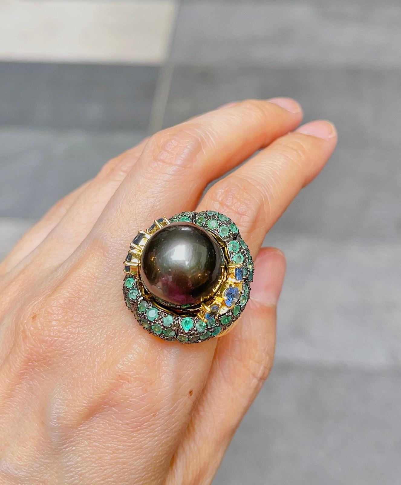 Bochic “Capri” Black Pearl & Emerald / Sapphire Cocktail Ring Set in 22k Gold 7