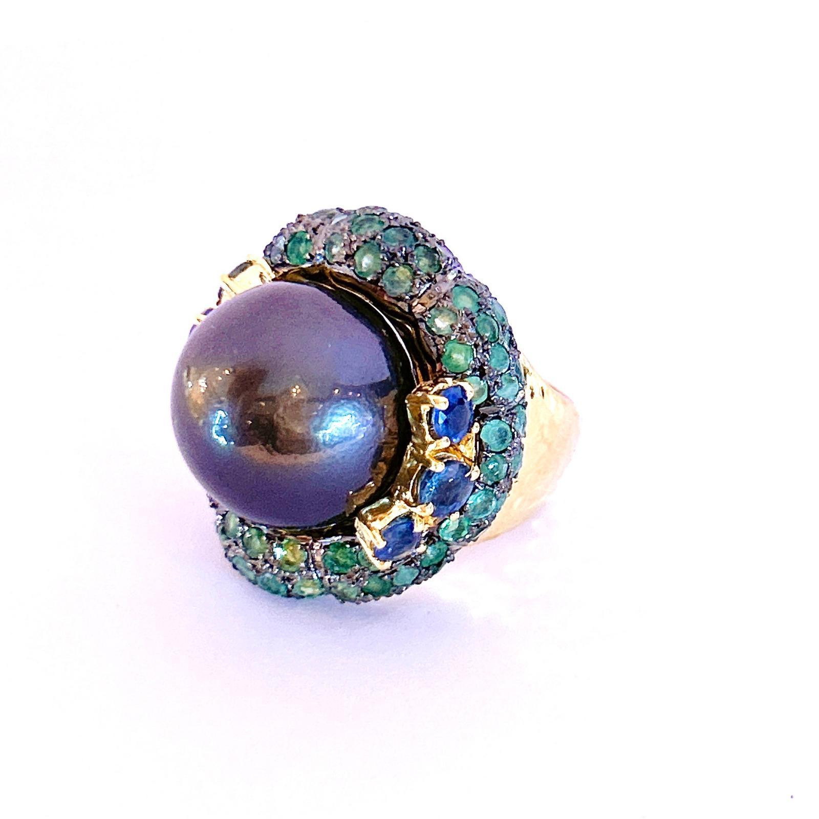 Bochic “Capri” Black Pearl & Emerald / Sapphire Cocktail Ring Set in 22k Gold 1