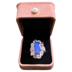Bochic Capri Ring aus 18 Karat Gold und Silber mit blauem Opal und mehrfarbigem Saphir