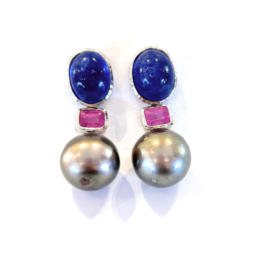 Belle Époque Bochic “Capri” Blue Sapphire & Tahiti Pearl Earrings Set In 18K Gold & Silver  For Sale