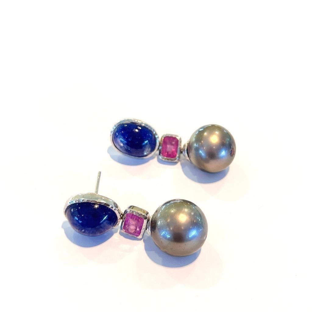 Bochic “Capri” Blue Sapphire & Tahiti Pearl Earrings Set In 18K Gold & Silver  In New Condition For Sale In New York, NY