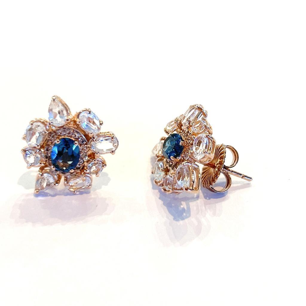 Bochic “Capri” Blue London Topaz Clip on Earrings Set In 18K Gold & Silver  In New Condition For Sale In New York, NY