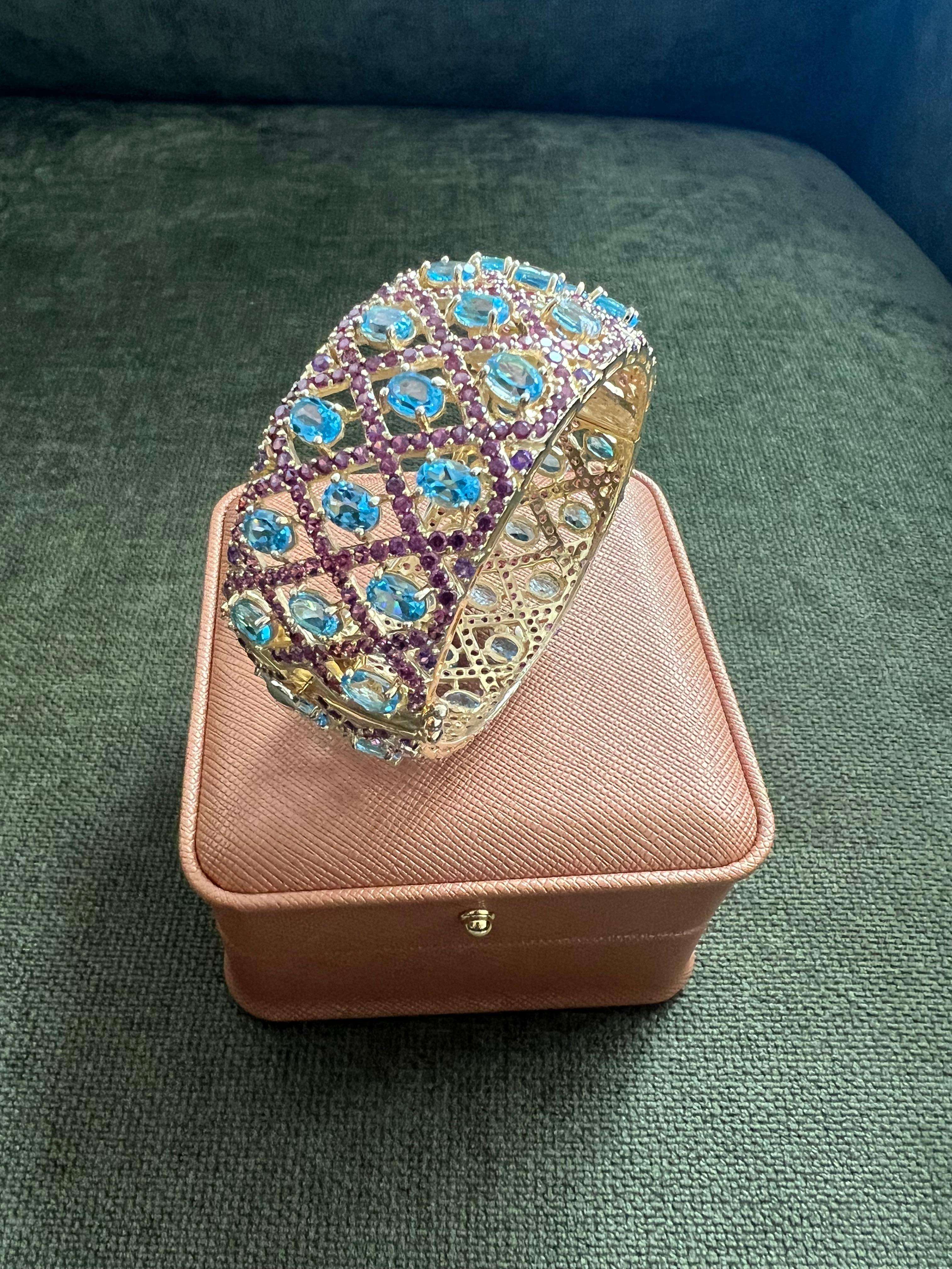 Bochic “Capri” Blue Topaz & Amethyst Gem & Cuff Set In 18K Gold & Silver For Sale 8