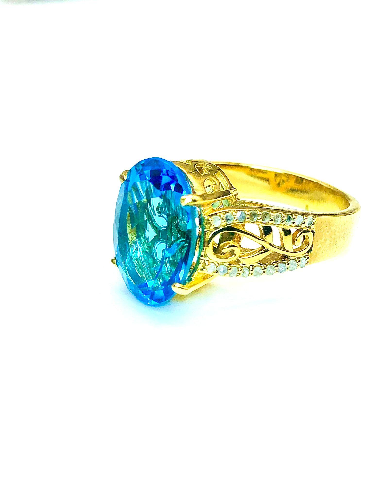 Bochic Capri, bague rétro vintage sertie d'une topaze bleue et de diamants en or 18 carats Excellent état - En vente à New York, NY