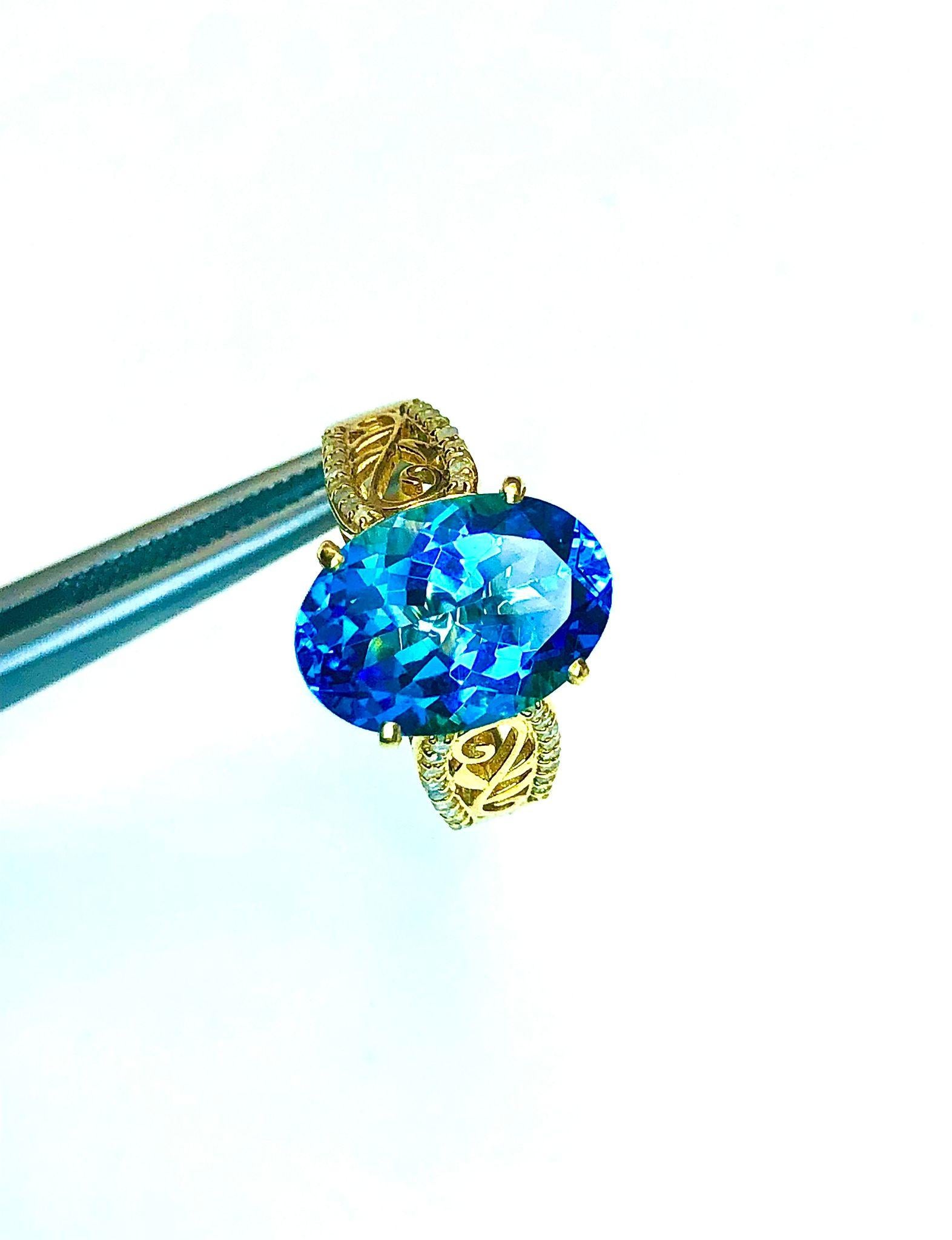Bochic Capri, bague rétro vintage sertie d'une topaze bleue et de diamants en or 18 carats Unisexe en vente