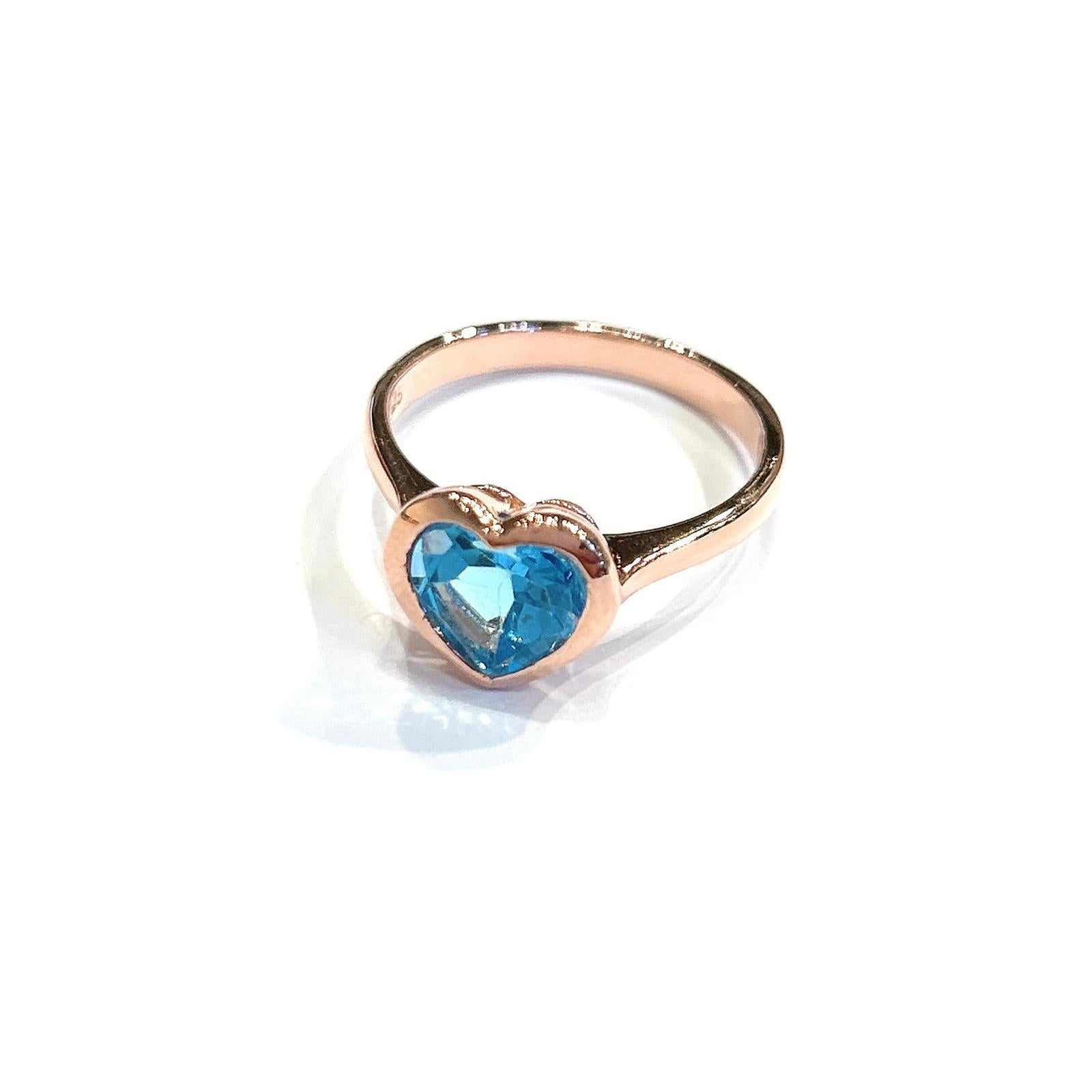 Bochic “Capri” Blue Topaz Heart Shape Ring Set In 18K Gold & Silver 

Natural Heart Shape Blue Topaz - 2.00 Carat 

This Ring is from the 