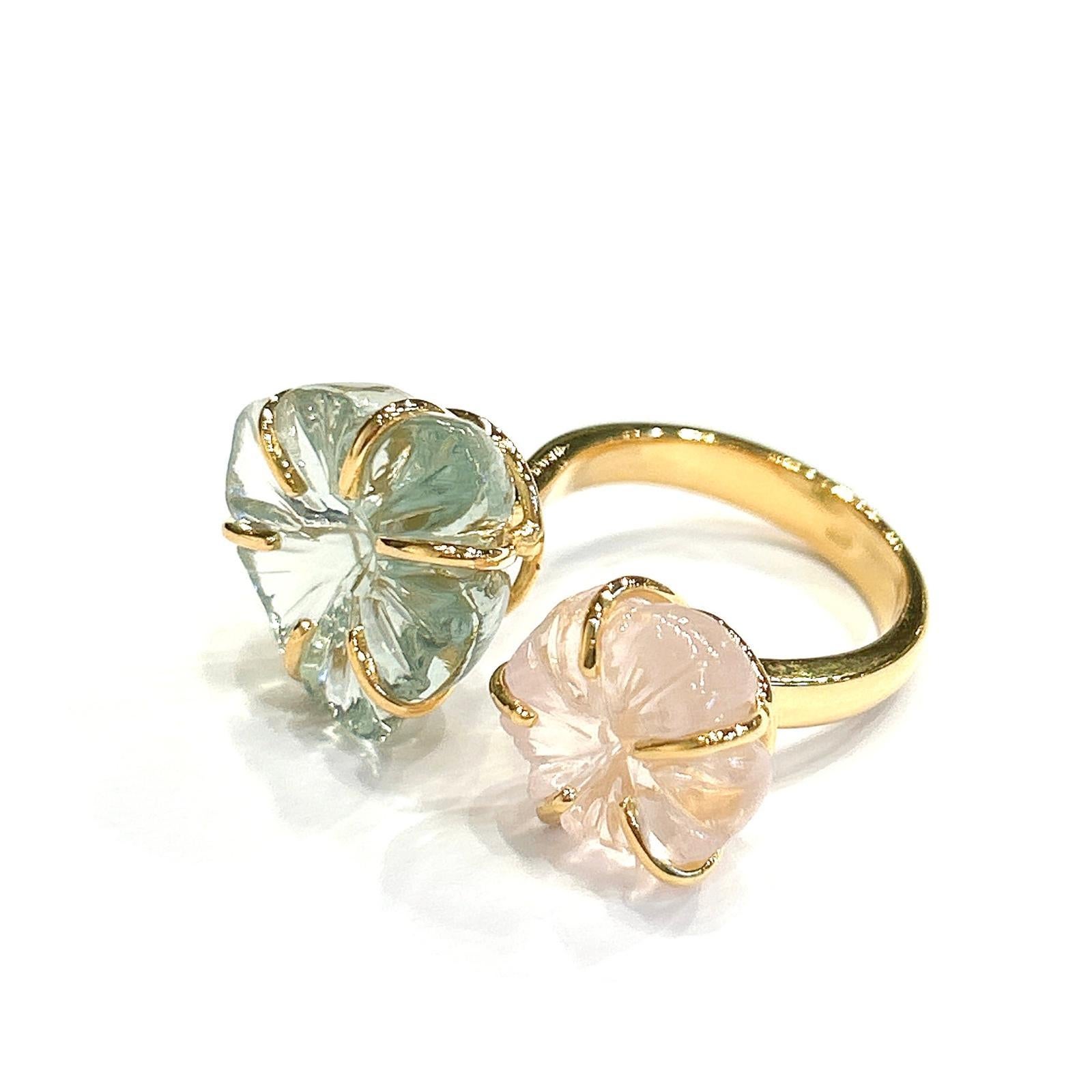 Bochic “Capri” Carved Green Amethyst & Pink Quartz Ring Set 18K Gold & Silver

Natural Green Carved Amethyst  - 7.00 carats 
Natural Pink Carved Quartz - 4 carats 

This Ring is from the 