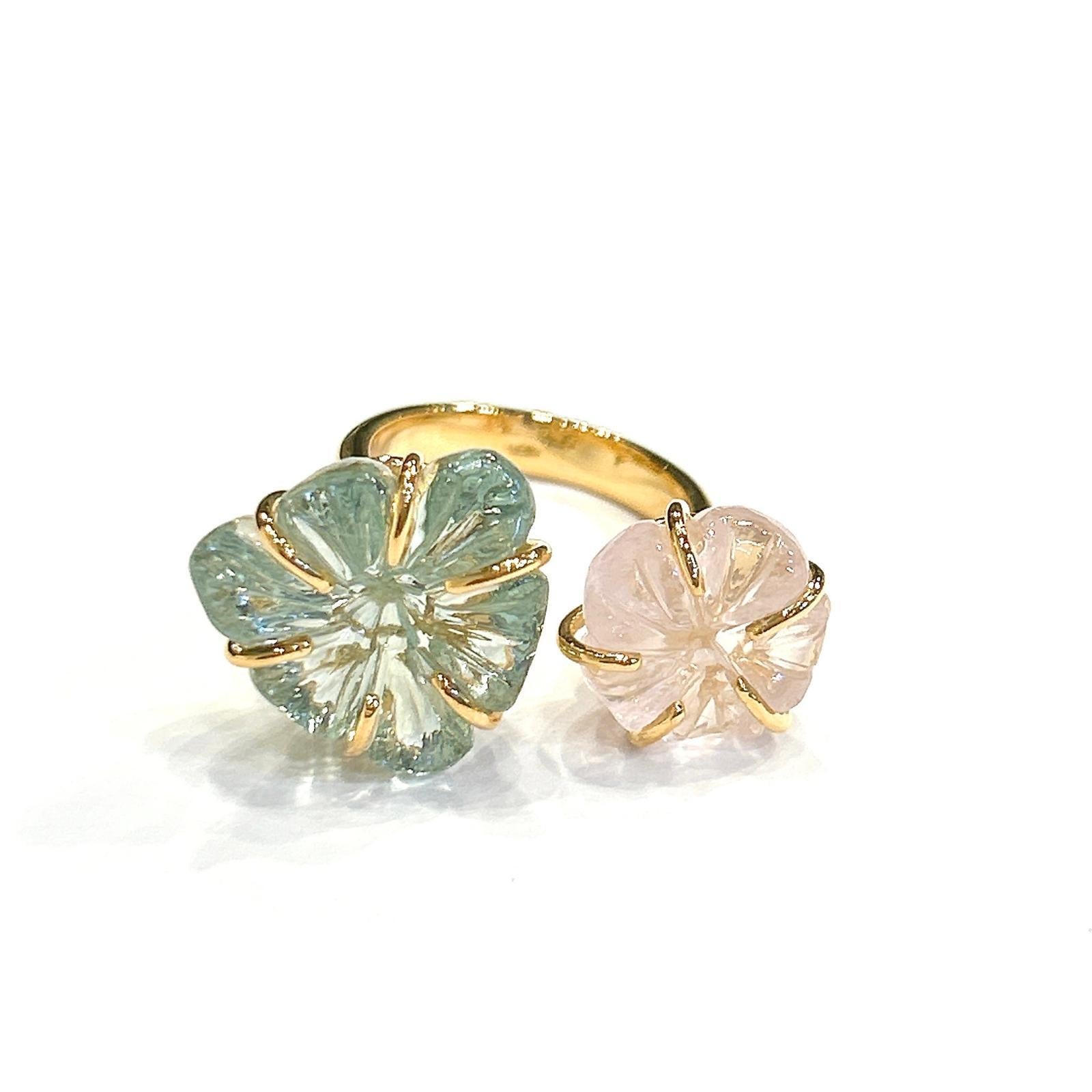 Bochic “Capri” Carved Green Amethyst & Pink Quartz Ring Set 18K Gold & Silver In New Condition For Sale In New York, NY