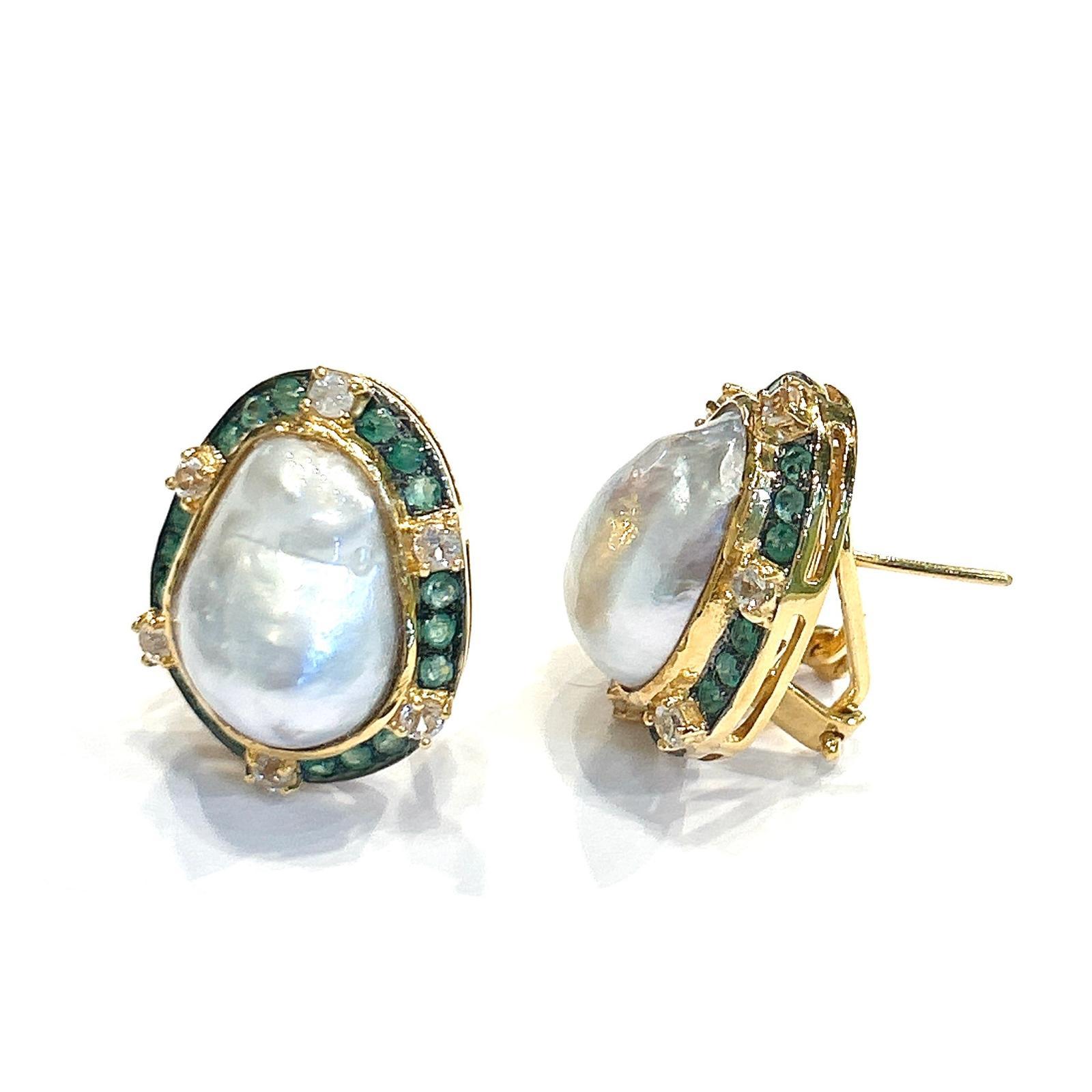 Bochic “Capri” Classic, Emerald , Topaz & Pearl Earrings Set In 18K Gold & Silve In New Condition In New York, NY