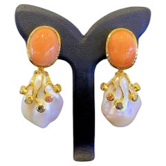 Bochic "Capri" Koralle und Saphir-Ohrringe in ausgefallener Farbe 