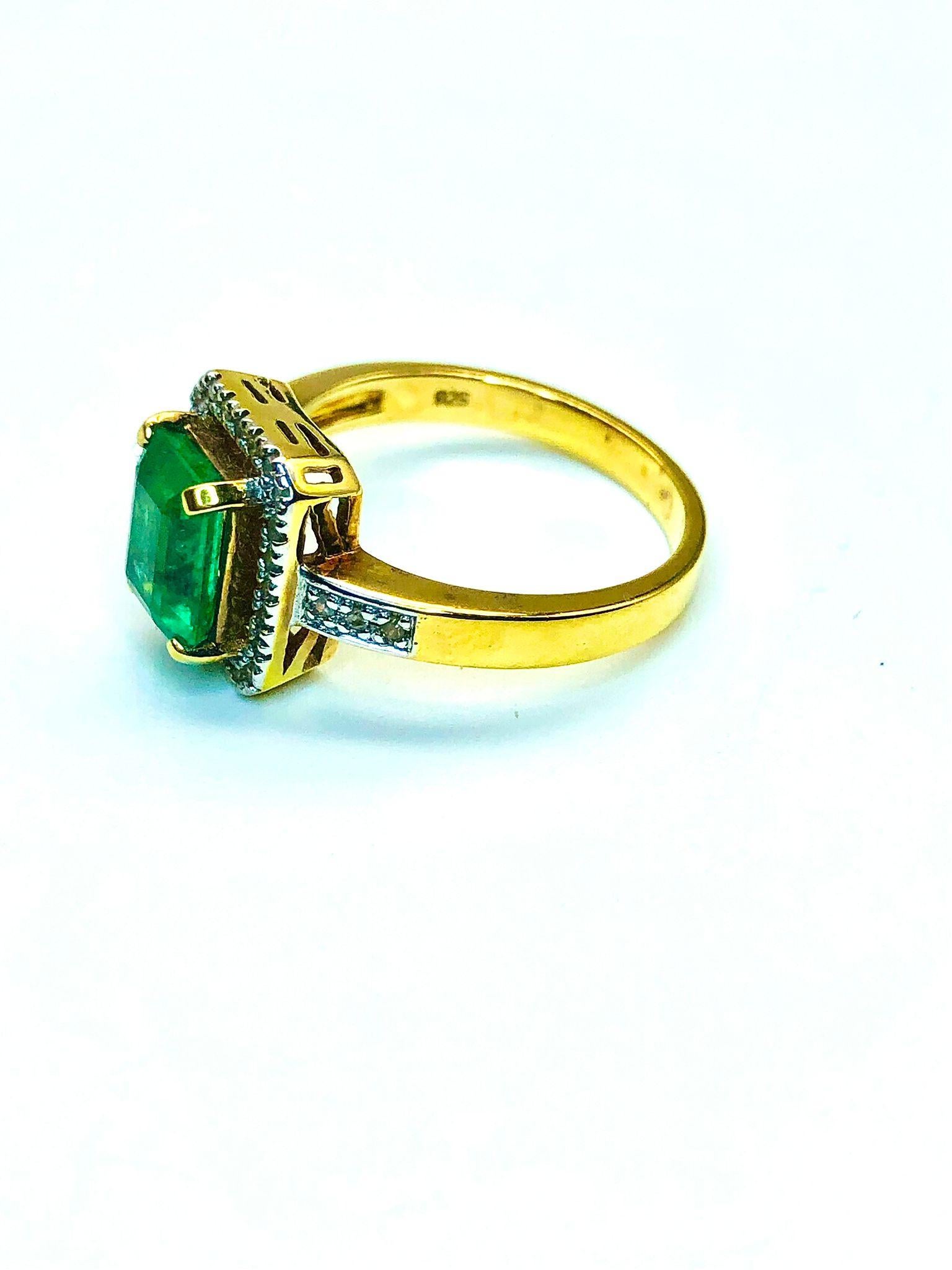 Art déco Bochic Capri Bague rétro vintage en or et argent 18 carats sertie d'émeraudes et de diamants en vente