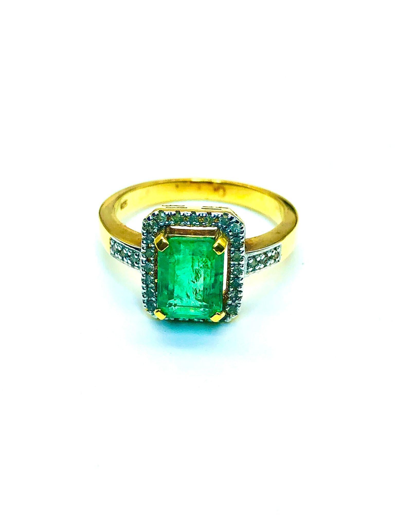 Bochic Capri Bague rétro vintage en or et argent 18 carats sertie d'émeraudes et de diamants en vente 3
