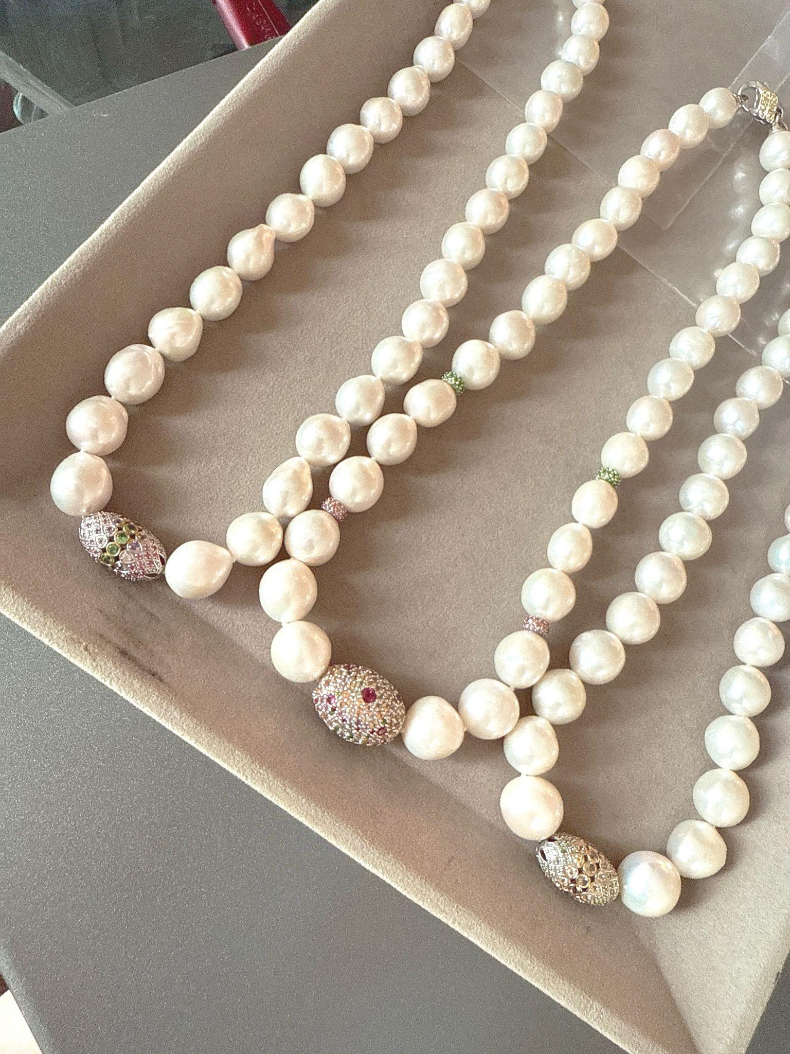 Bochic “Capri” FreshWater Pearl, Pink Sapphire, Peridot & Mix gems Necklace In New Condition For Sale In New York, NY