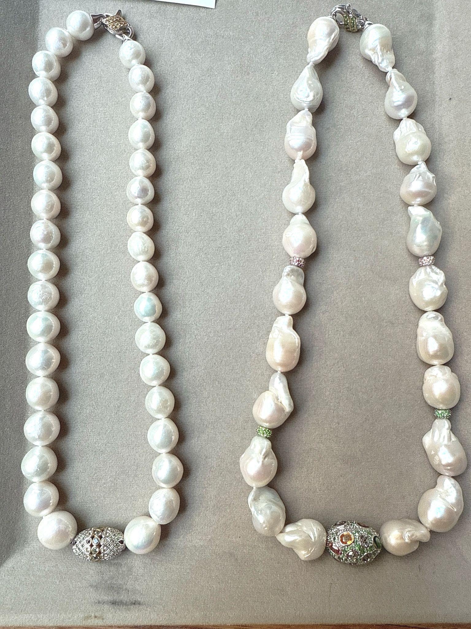 Bochic “Capri” FreshWater Pearl, Pink Sapphire, Peridot & Mix gems Necklace Set 
Mix Gems Clasp Set in 18K Gold & Silver - 2.00 Carats 

The Bochic 