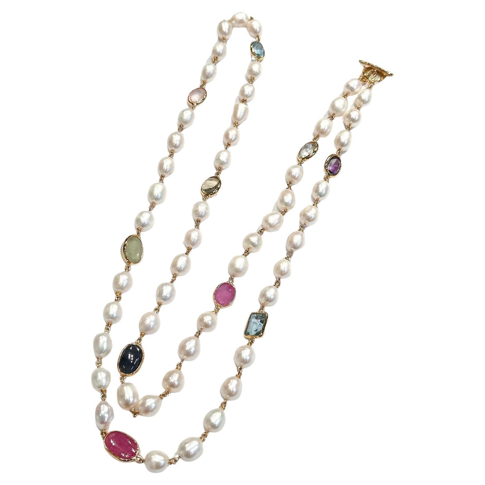 Collar Bochic "Capri" Perla de agua dulce, rubí, zafiro, aguamarina y mezcla de gemas