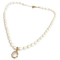 Collana Bochic "Capri" in acqua dolce e quarzo rosa in oro e argento 18 carati