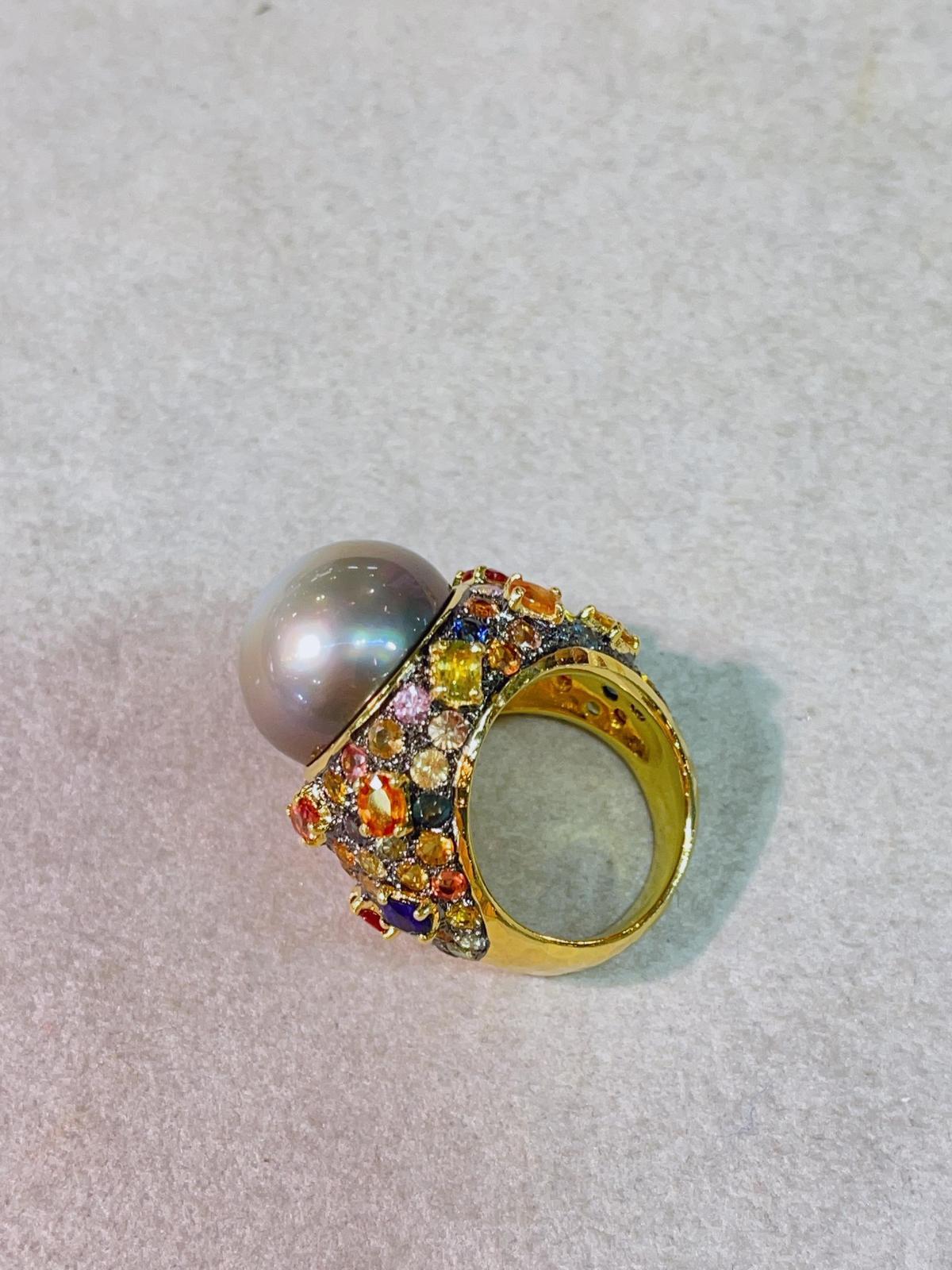 Women's Bochic “Capri” Multi Sapphire & Tahiti Pearl Ring Set In 18K Gold & Silver  For Sale