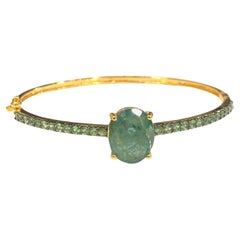 Bracciale/Bangle con smeraldo naturale "Capri" di Bochic in oro e argento 18 carati