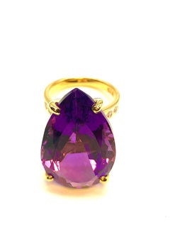 Bochic “Capri” Vintage Pear Shape Amethyst & Diamond Set In 18K Gold & Silver