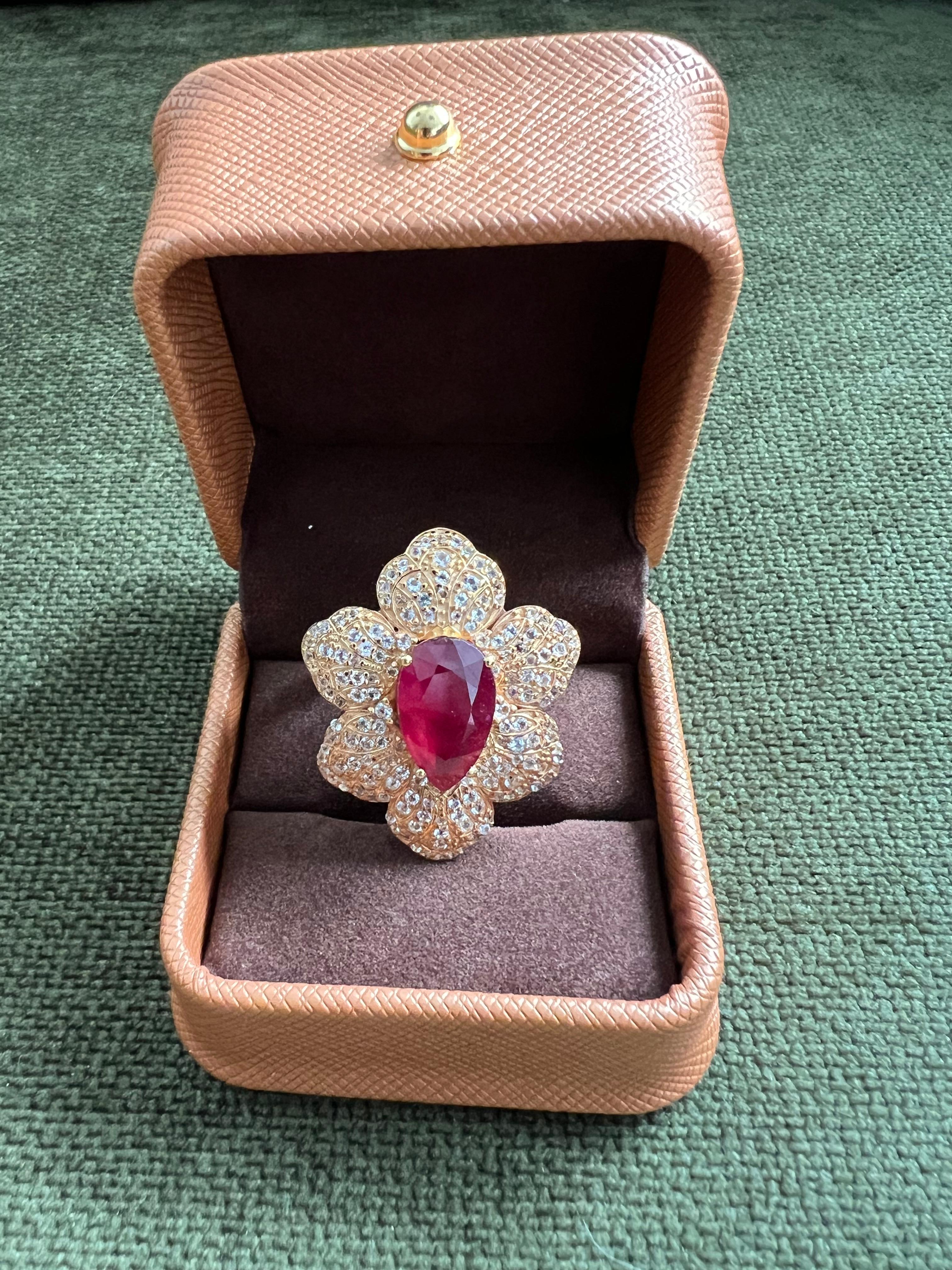 Bochic “Capri” Natural Red Ruby & Topaz Ring Set In 18K Gold & Silver For Sale 3