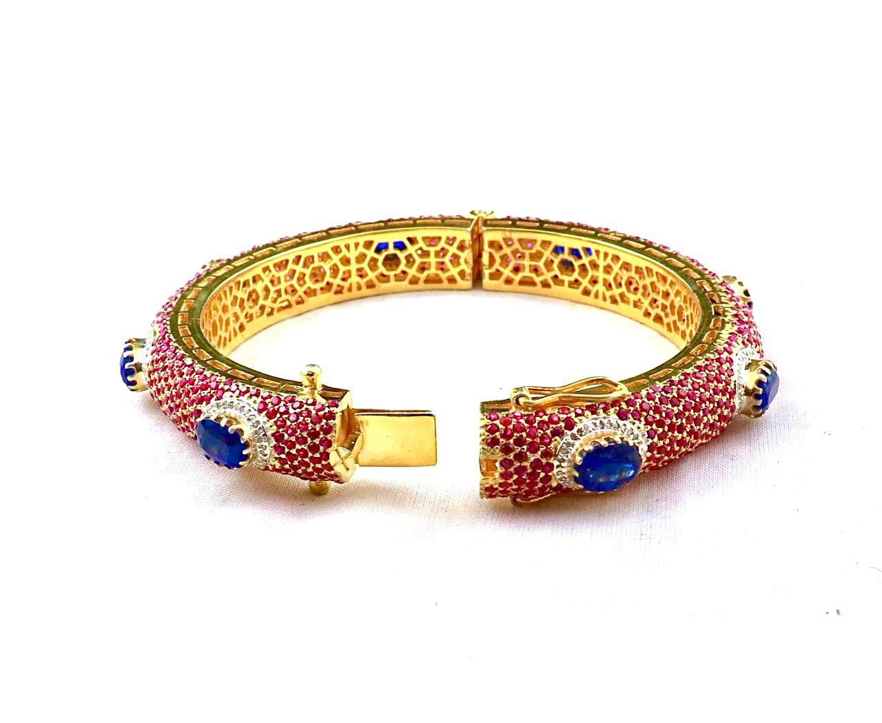 Bochic “Capri” Natural Ruby, Sapphire & Diamond Bangle Set In 18K Gold & Silver For Sale 1