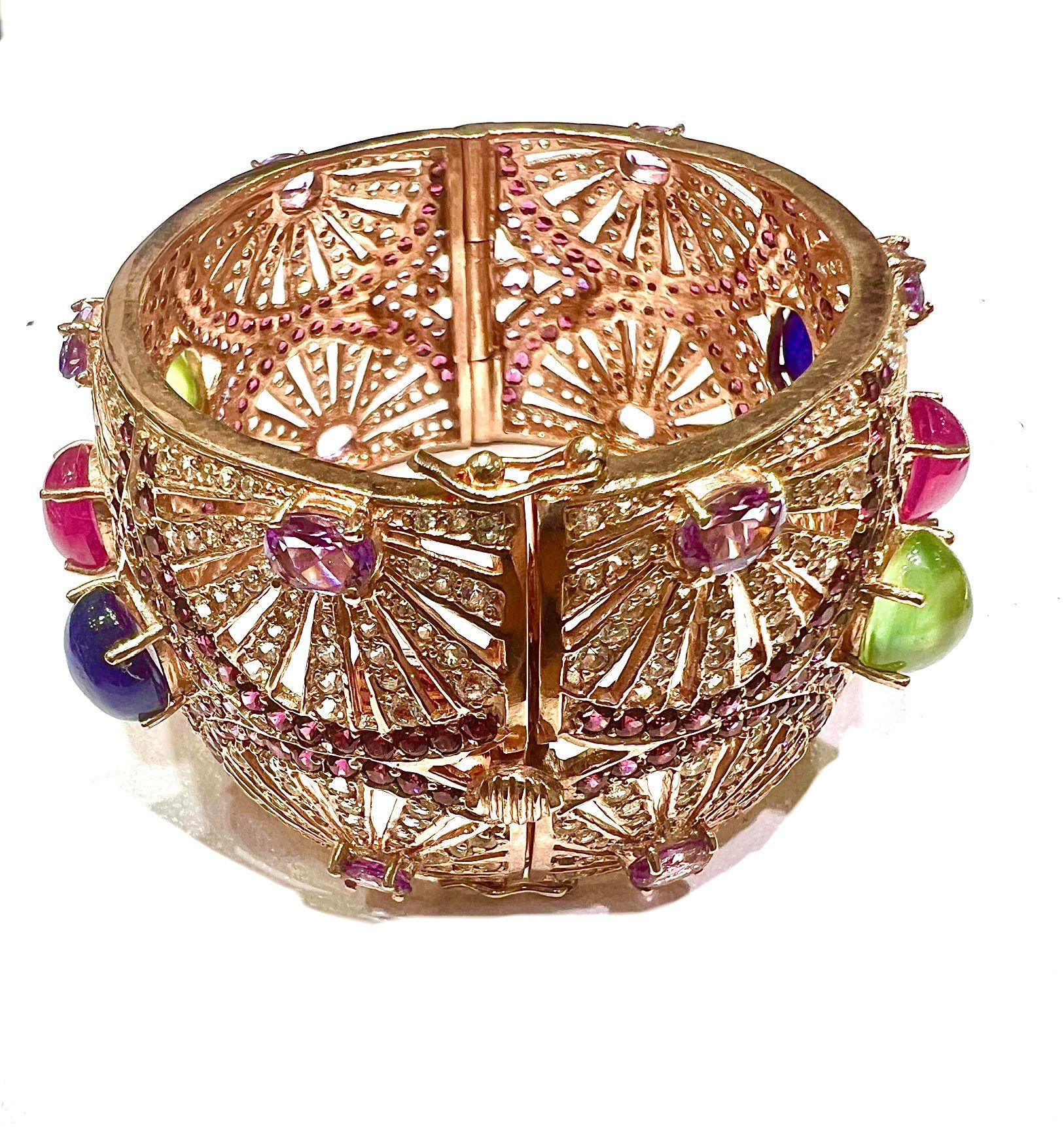 Bochic “Capri” Natural Ruby, Sapphire & Emerald Cuff Set In 18K Gold & Silver For Sale 4