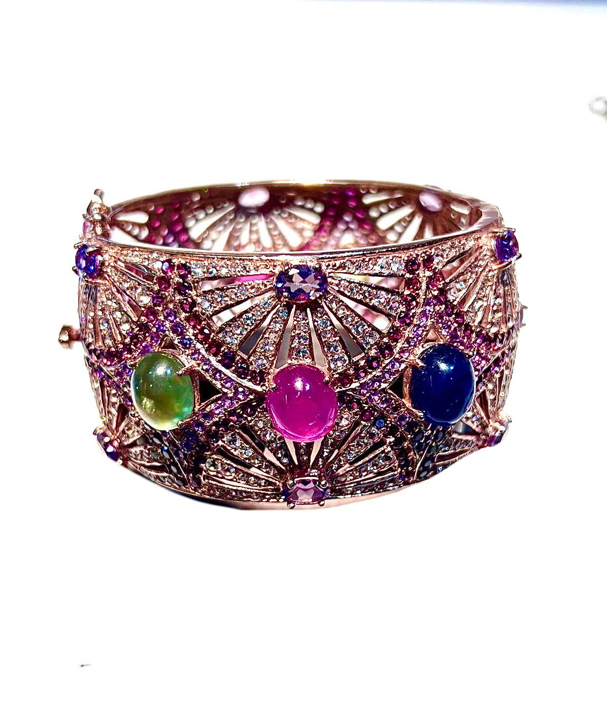 Bochic “Capri” Natural Ruby, Sapphire & Emerald Cuff Set In 18K Gold & Silver en venta 2