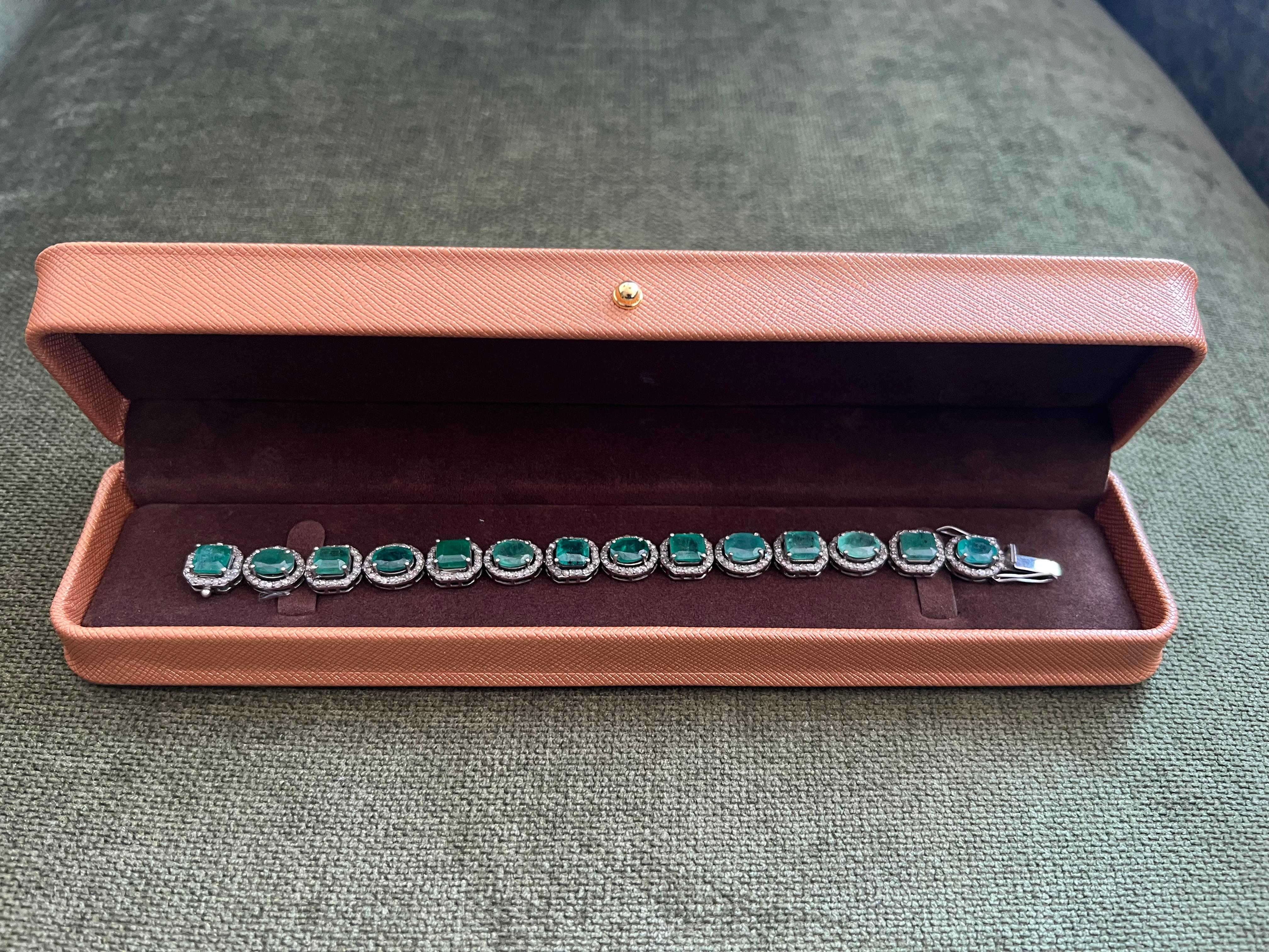 Bochic “Capri” Natural Zambian Emerald & Diamond Bracelet Set 18K Gold & Silver Unisexe en vente
