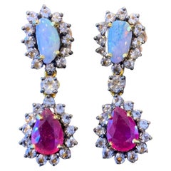 Opale Capri, rubis et topaze blanche en goutte et or rose 22 carats
