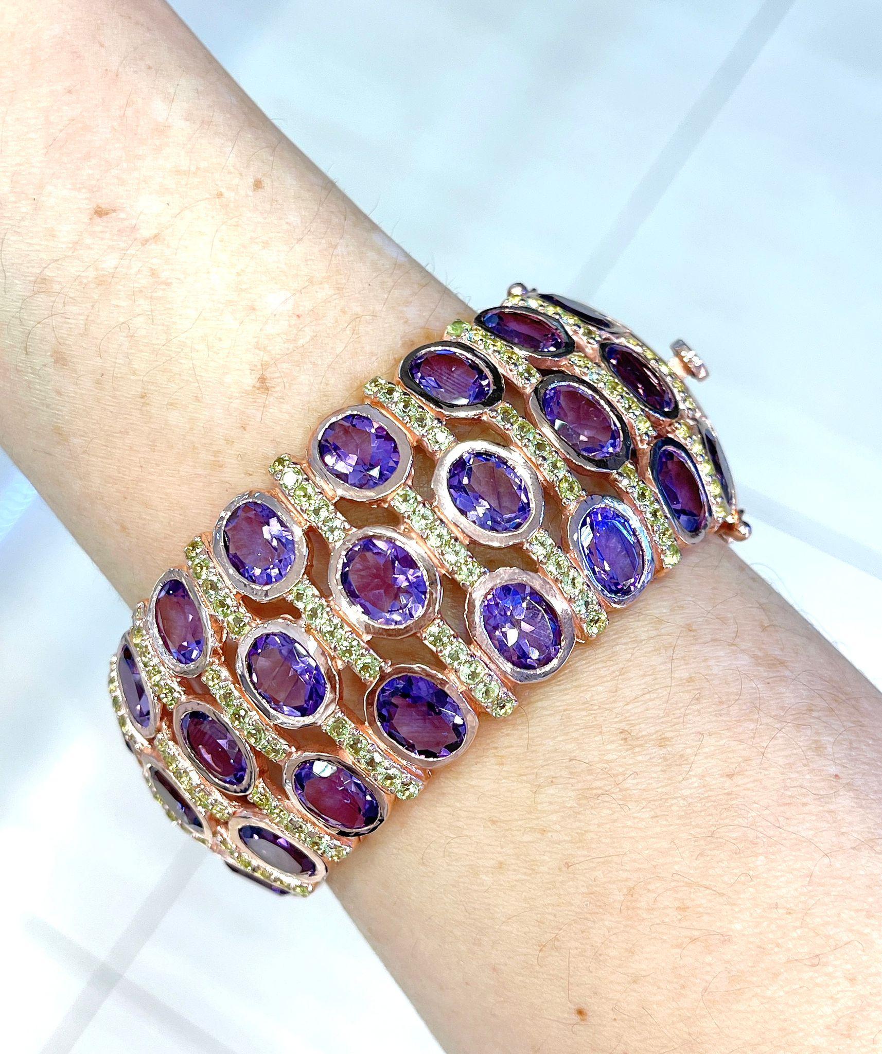 Brilliant Cut Bochic “Capri” Purple Amethyst & Green Amethyst Cuff Set In 18K & Silver For Sale