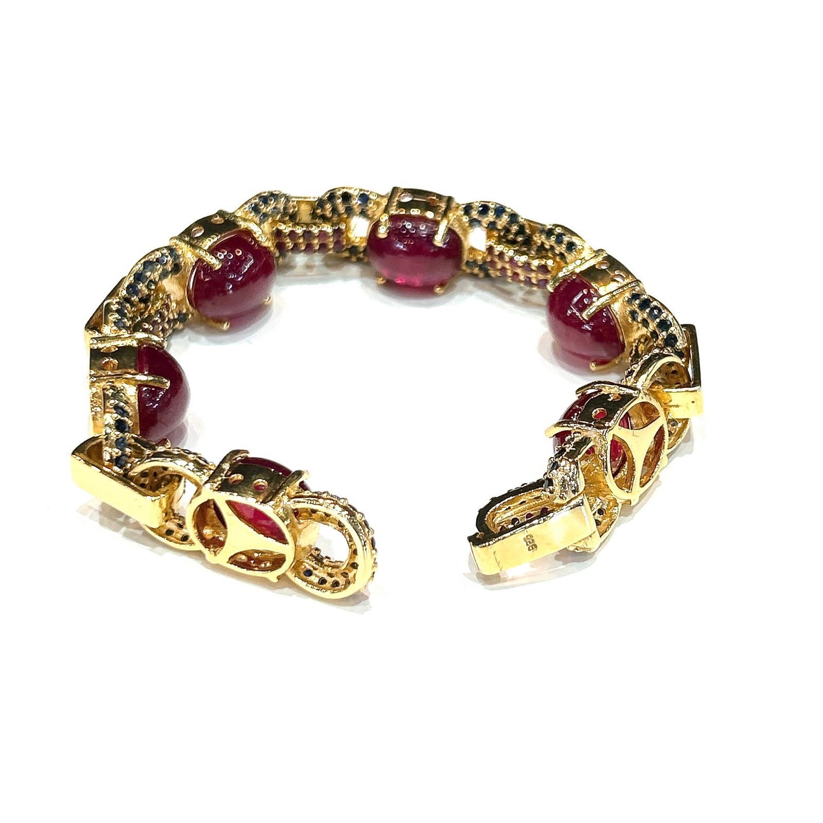 Bochic “Capri” Red Ruby & Blue Sapphire Bracelet Set In 18K Gold & Silver 

Natural Multi Gem - 24 Carats
Peridot, Pink quartz, Agate 

The Bochic 