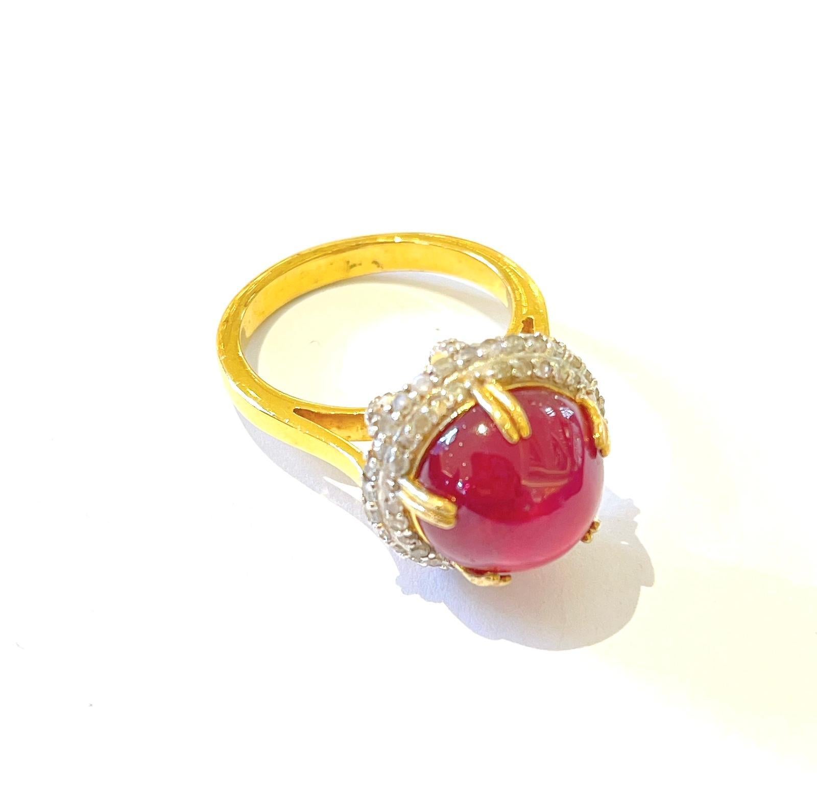 Bochic “Capri” Red Ruby & Diamond Cocktail Ring Set In 18K Gold & Silver 

Red Natural Ruby Cabochon - 14 Carats 
White Natural Diamonds - 1.50 Carat 

This Ring is from the 