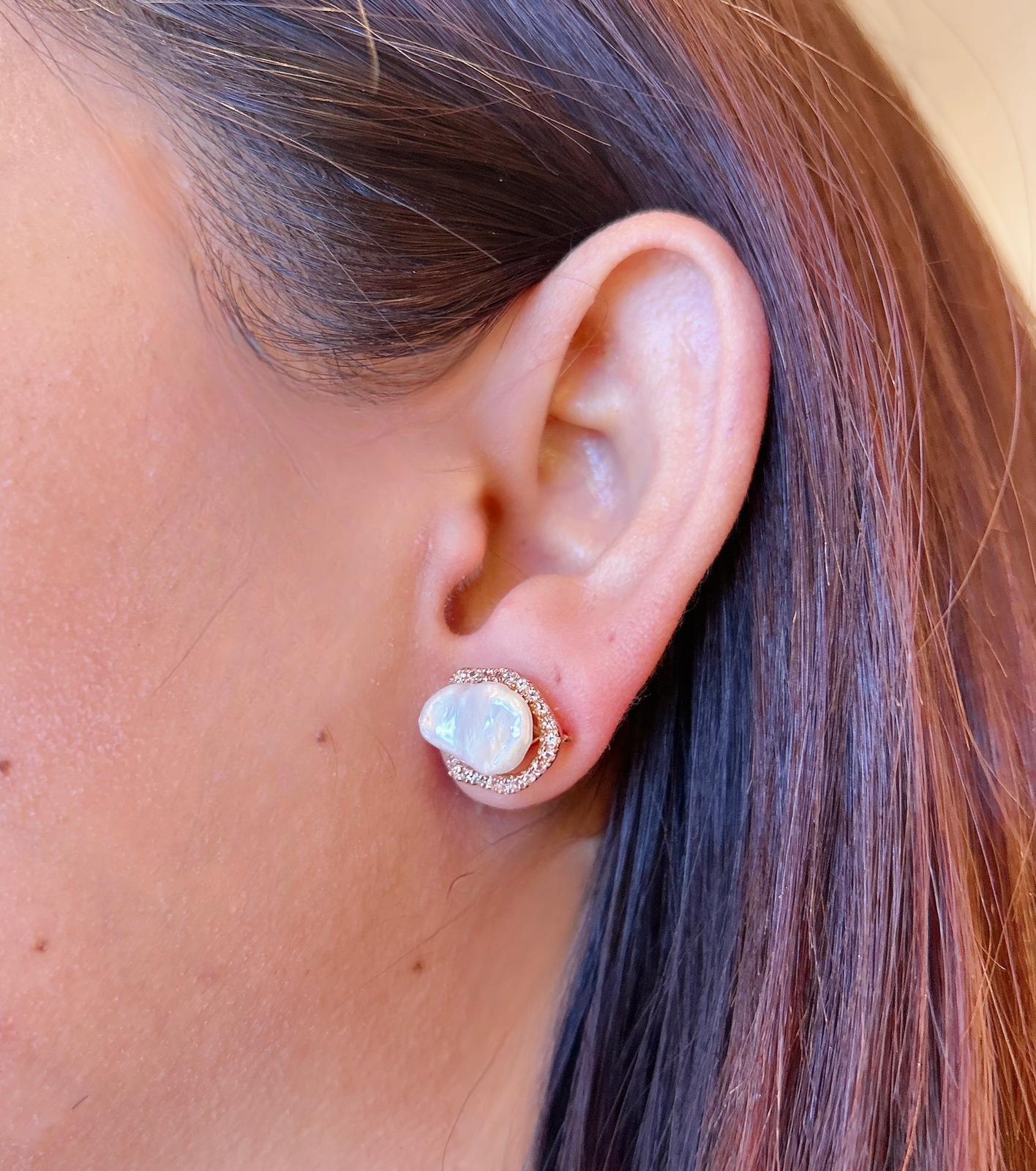 Bochic “Capri” Rose Cut White Topaz & Pearl Earrings Set In 18K Gold & Silver For Sale 3