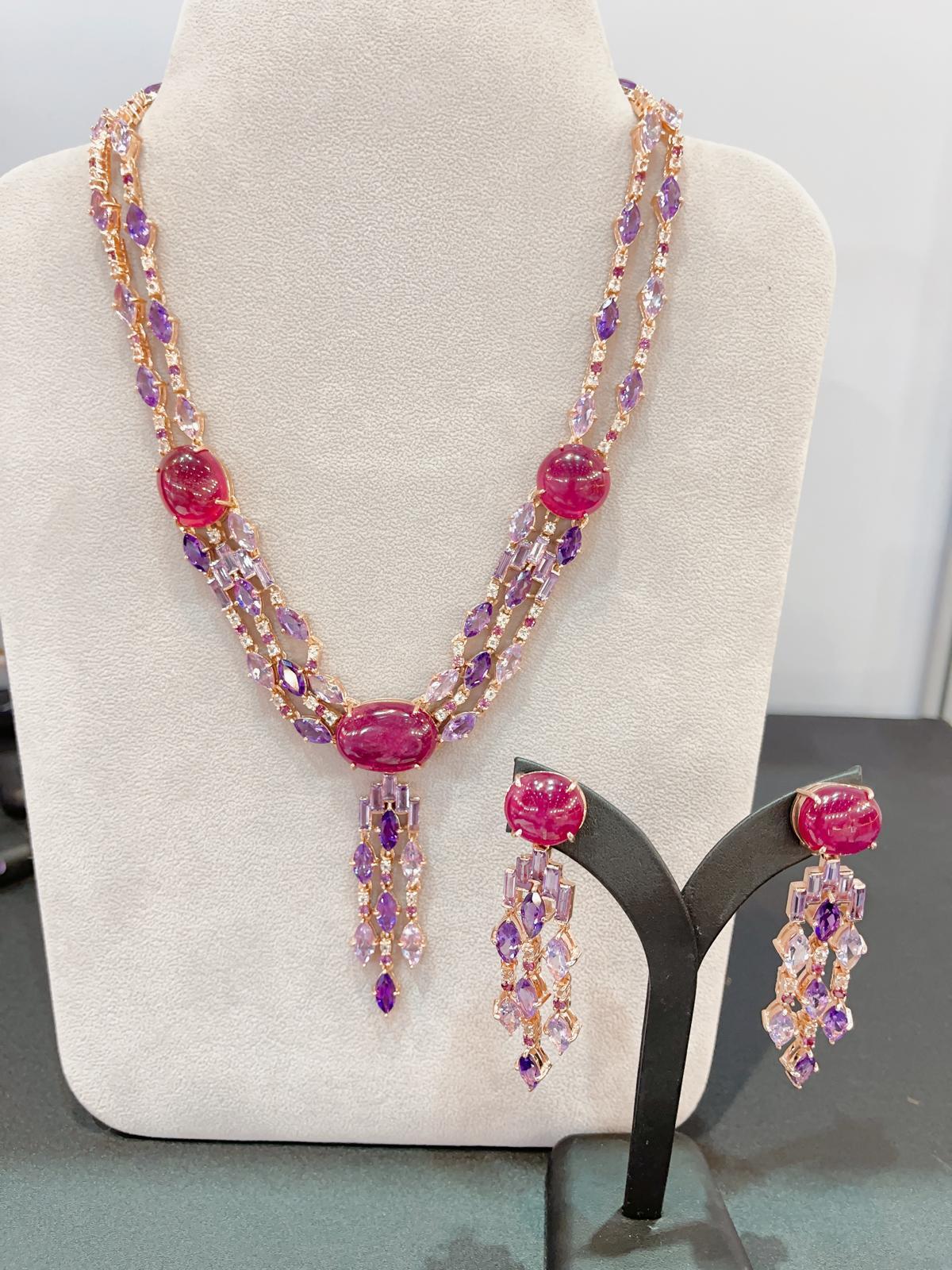 Bochic Capri Rubin, Amethyst und weißer Topas  Halskette aus 18K Gold & Silber im Angebot 2