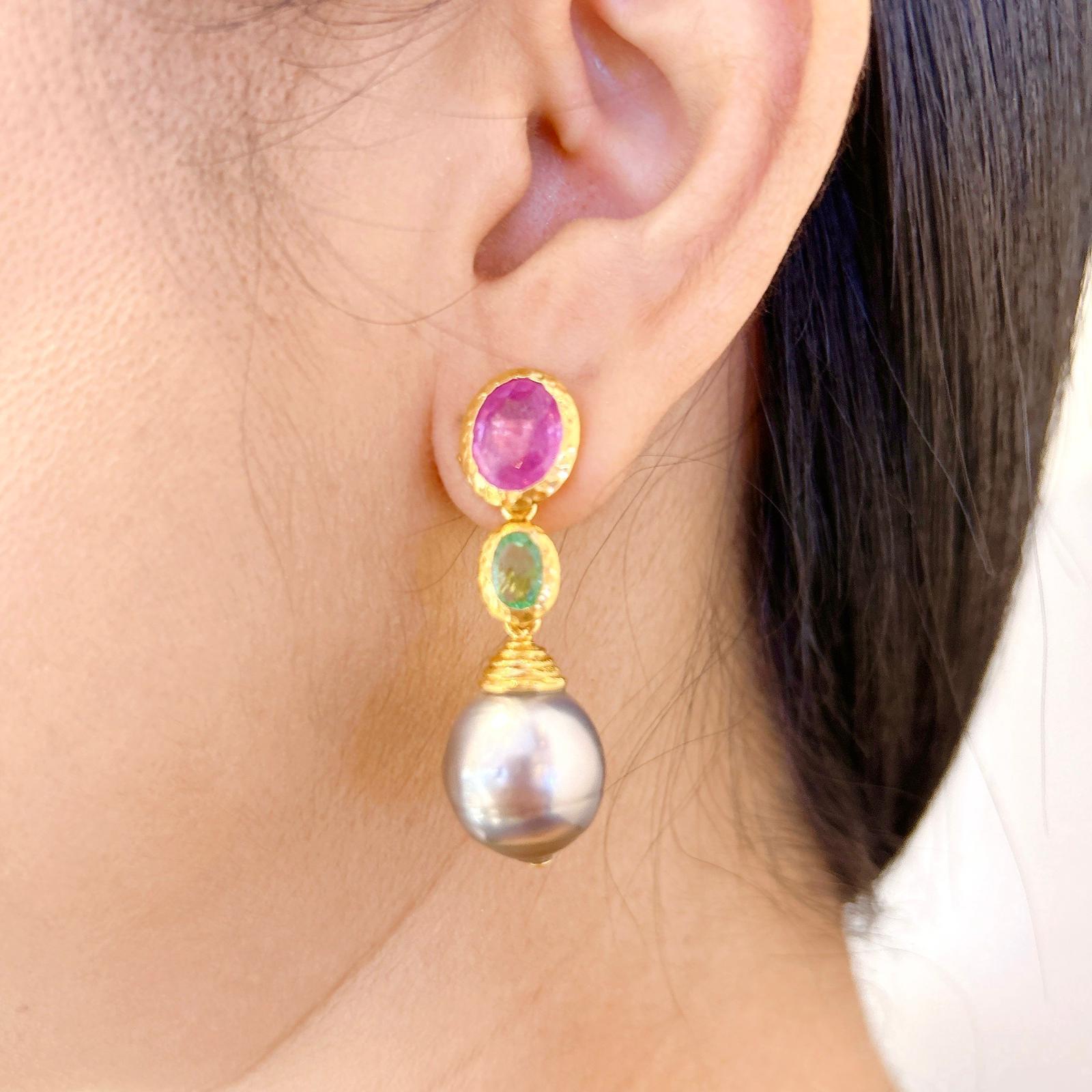 Bochic “Capri”, Ruby, Emerald, Tahiti Pearls Earrings Set in 22 Gold & Silver For Sale 6