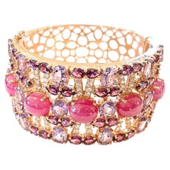 Conjunto de brazalete Bochic "Capri" de oro de 18 quilates y plata con rubíes, gemas multicolores y amatistas