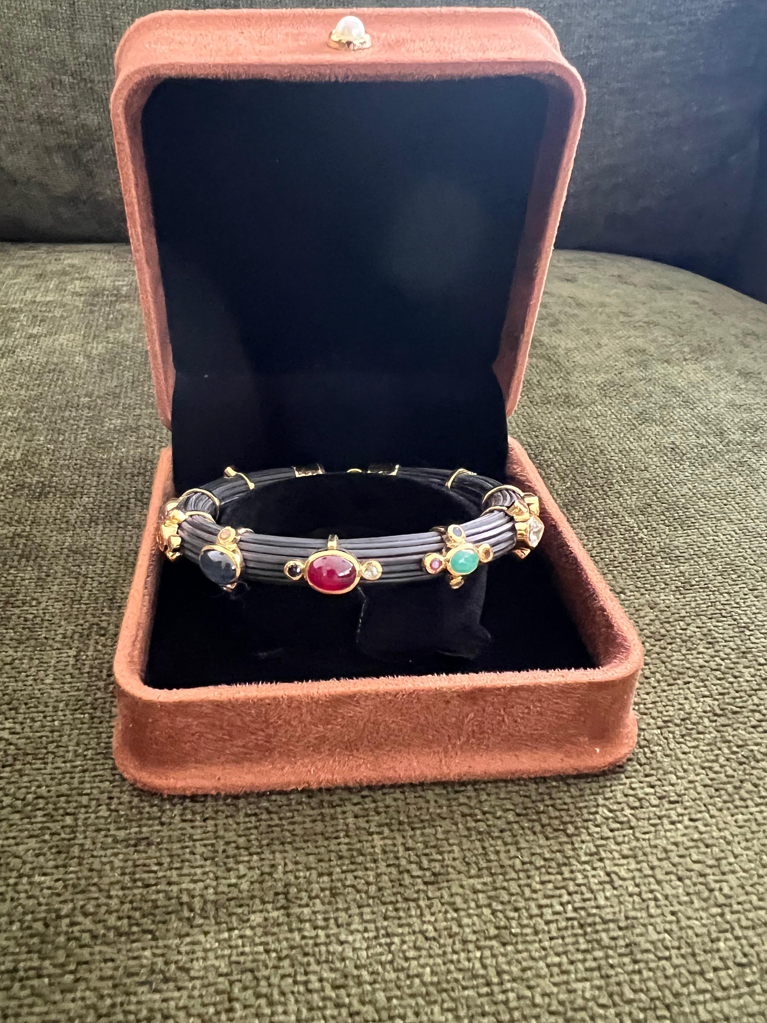 Bochic “Capri” Ruby & Multi Color Sapphire Bangle Set In 18K Gold & Silver For Sale 2
