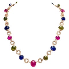 Bochic Capri Rubin & mehrfarbiger Saphir Halskette aus 18 Karat Gold & Silber
