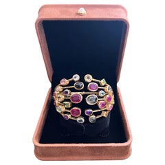 Brazalete Bochic "Capri" de rubí y gemas naturales múltiples en oro de 18 quilates y plata