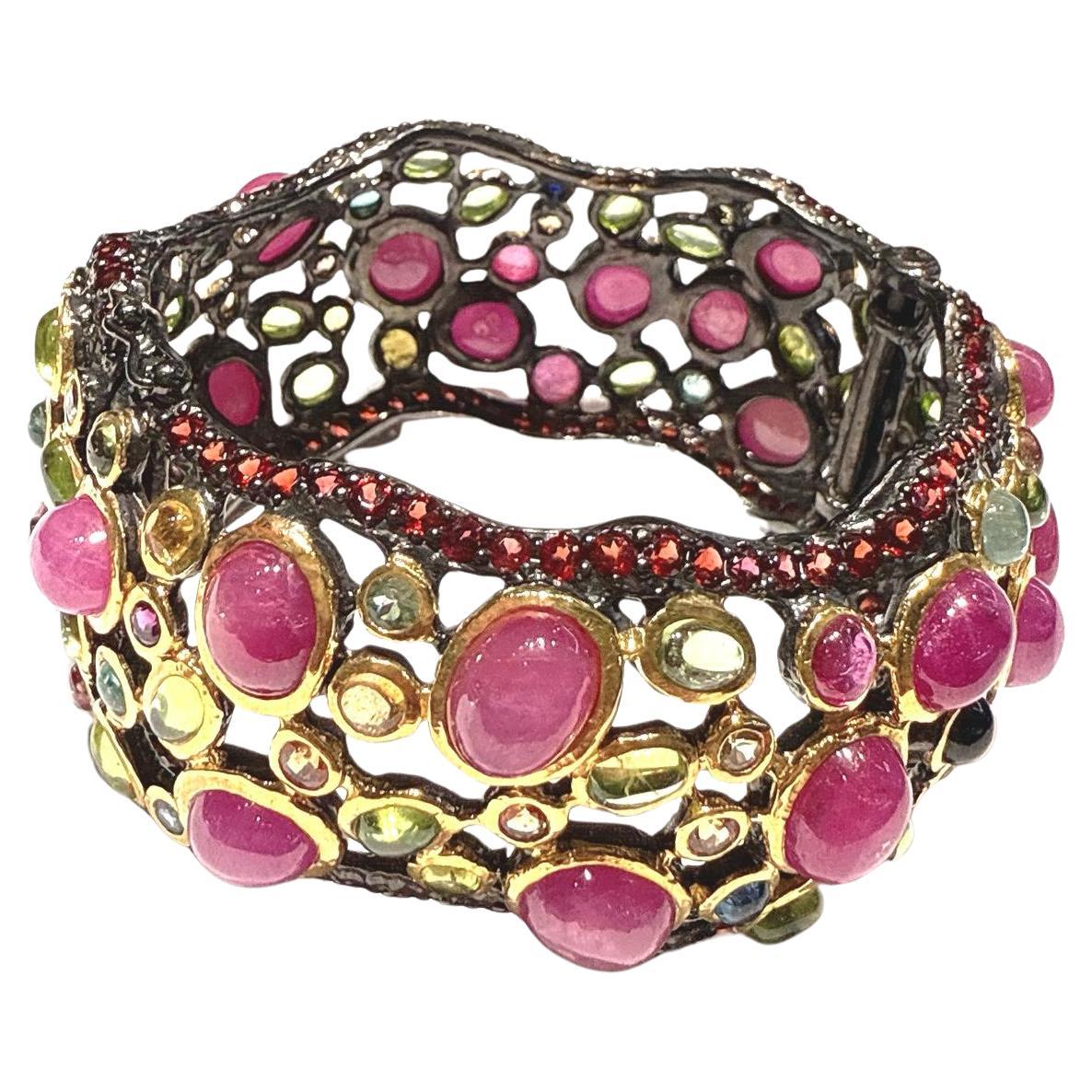 Juego de brazalete Bochic "Capri" de rubí, multiturmalina y zafiro en oro de 18 quilates y plata