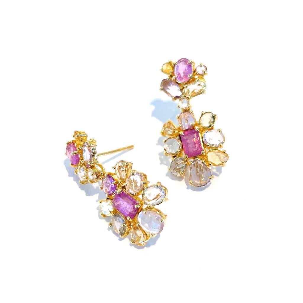 Belle Époque Bochic “Capri” Ruby & Rose Cut Sapphire Earrings Set In 18K Gold & Silver  For Sale