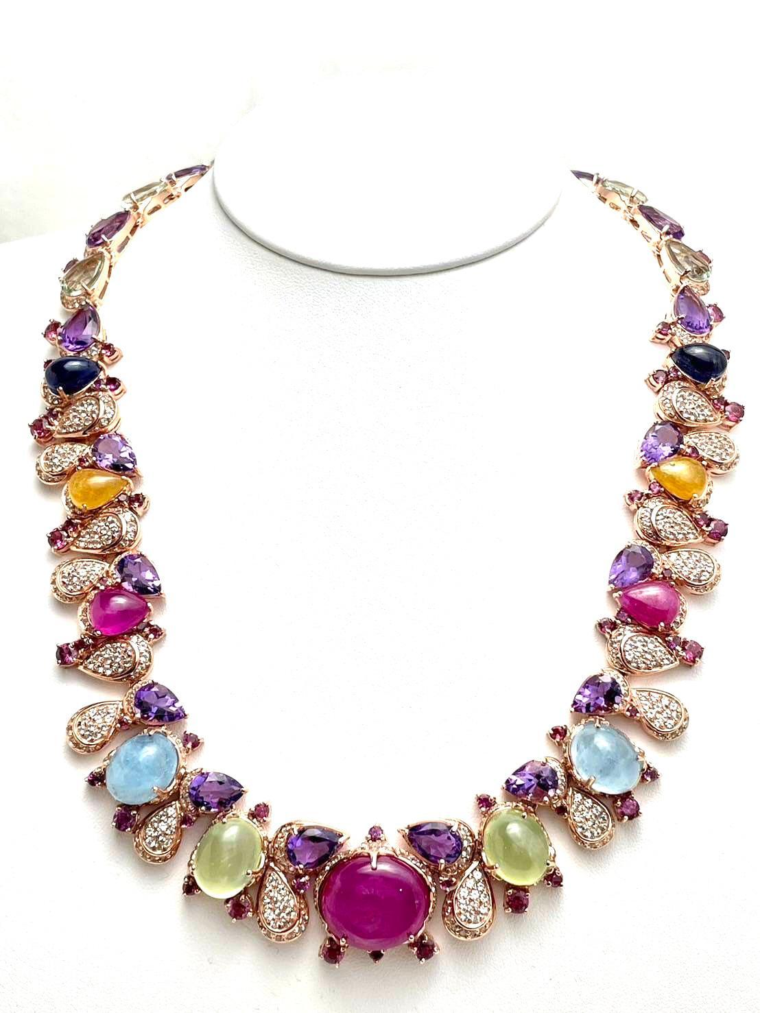 Collar y Pendientes Bochic 