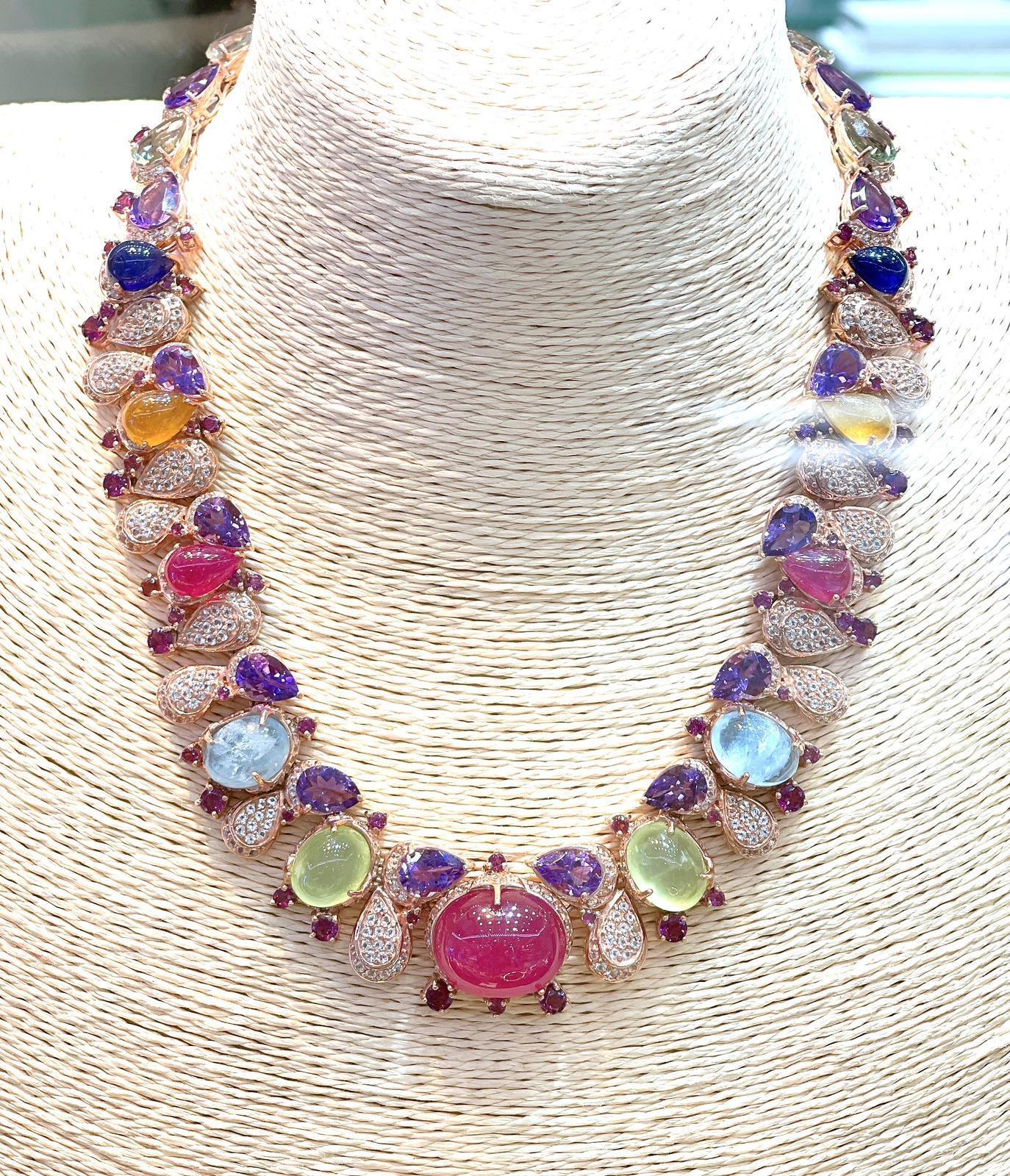 Collar y Pendientes Bochic 