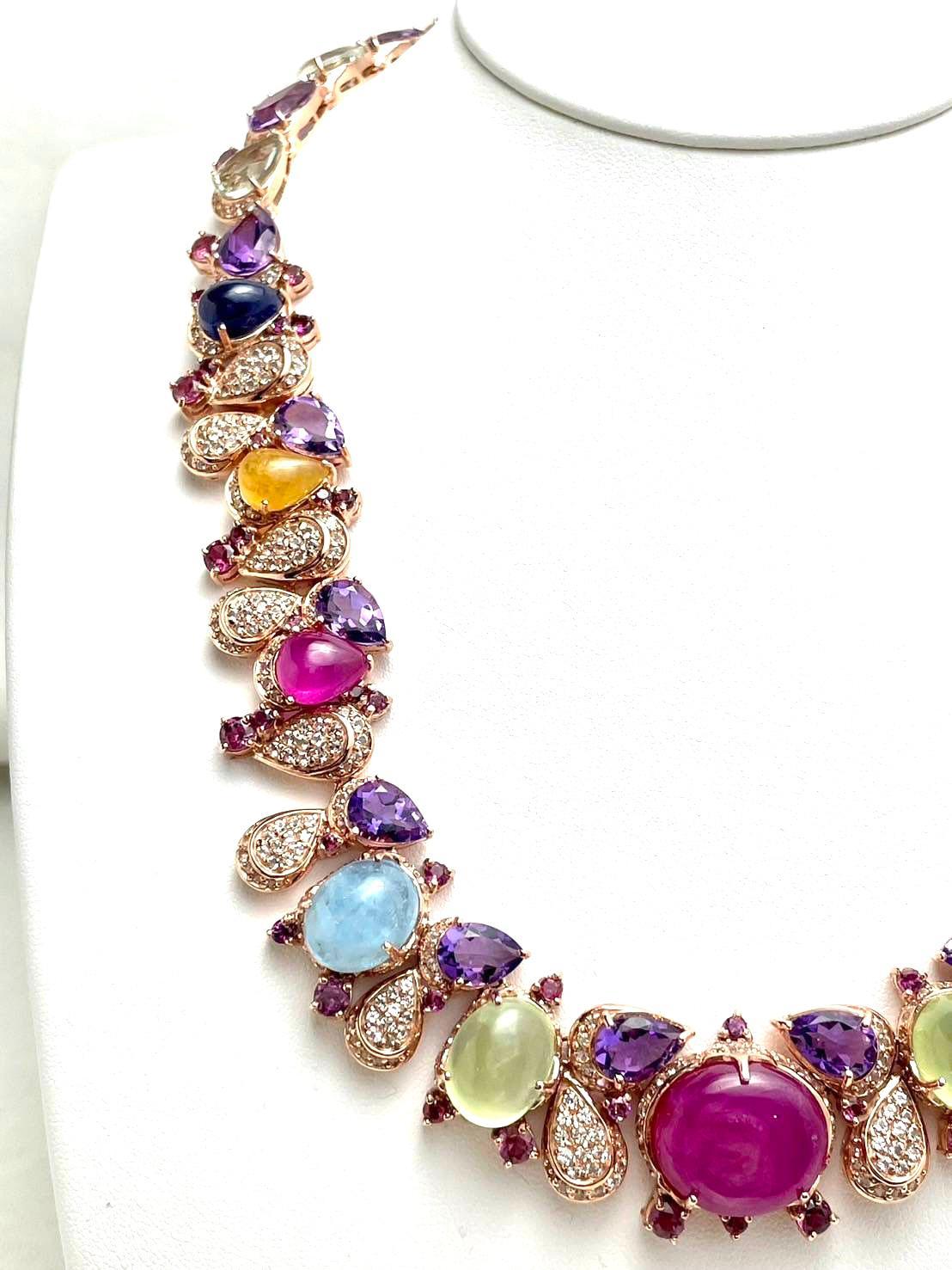 Collar y Pendientes Bochic 